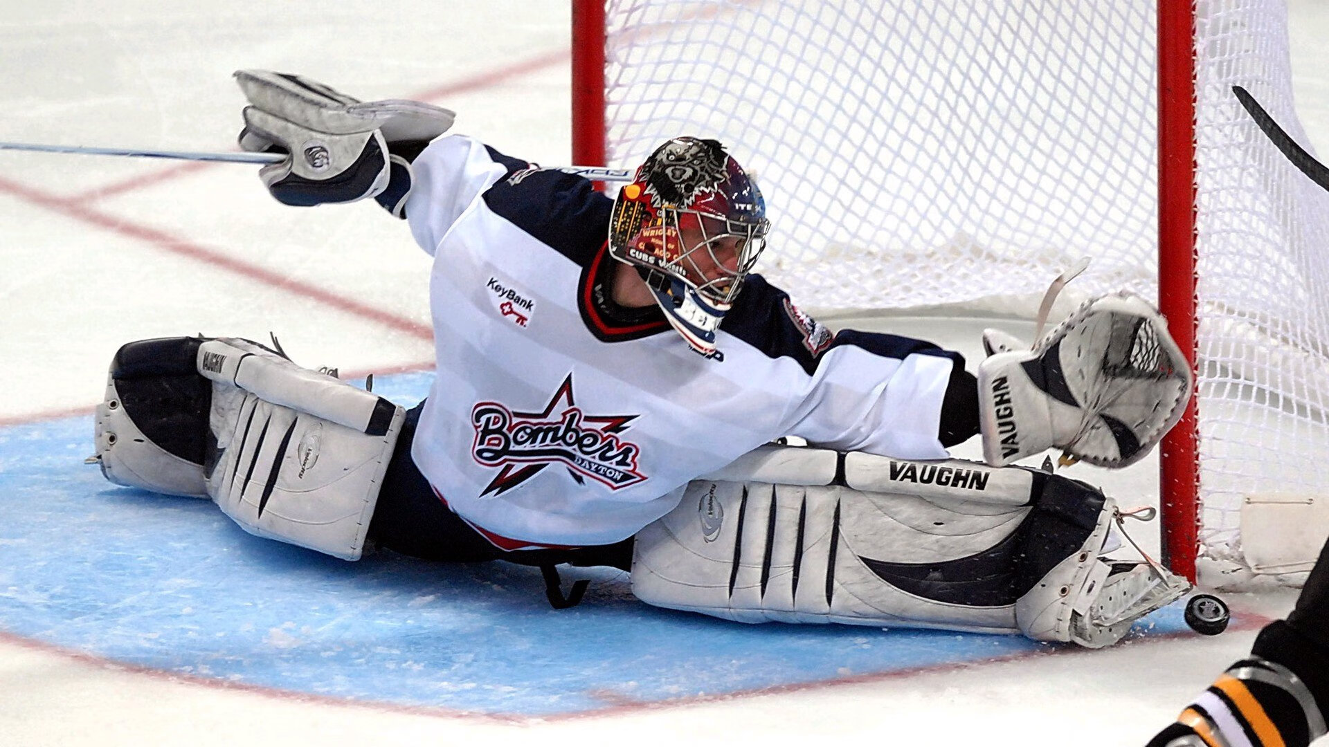 场馆升级：打造更专业的台球比赛空间，台球厅场地